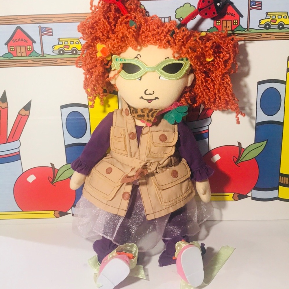 2009 Fancy Nancy Explorer Doll Madame Alexander
